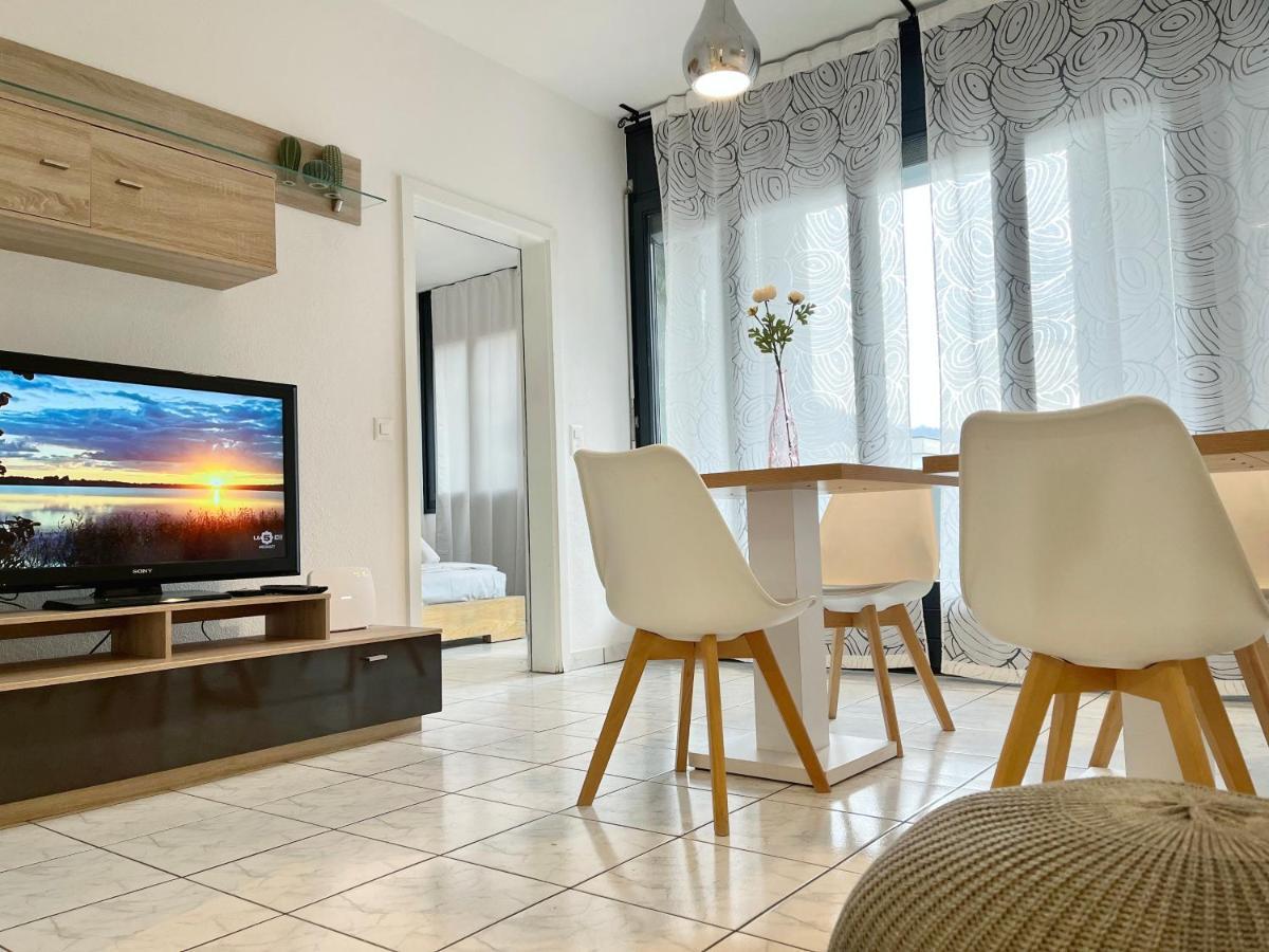 Apartment By Lr Lugano